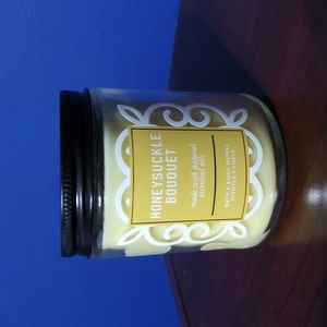 Scented candle